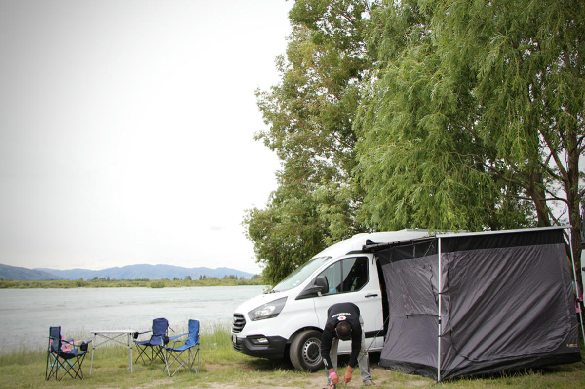 Markise, Bunkie Sleepa 4 berth mieten, Tui Campers Bunkie Sleepa, Tui Campers Neuseeland, Tui Campers minicamper, minicamper neuseeland